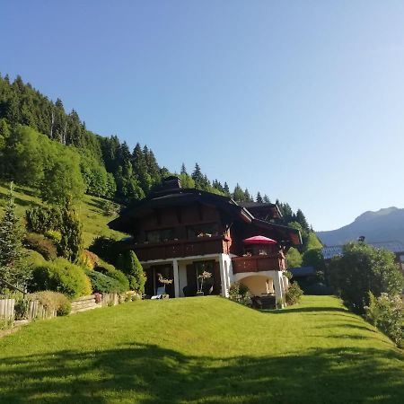 Chambres En Chalet Petit Dejeuner Inclus La Cote d'Arbroz Exterior photo