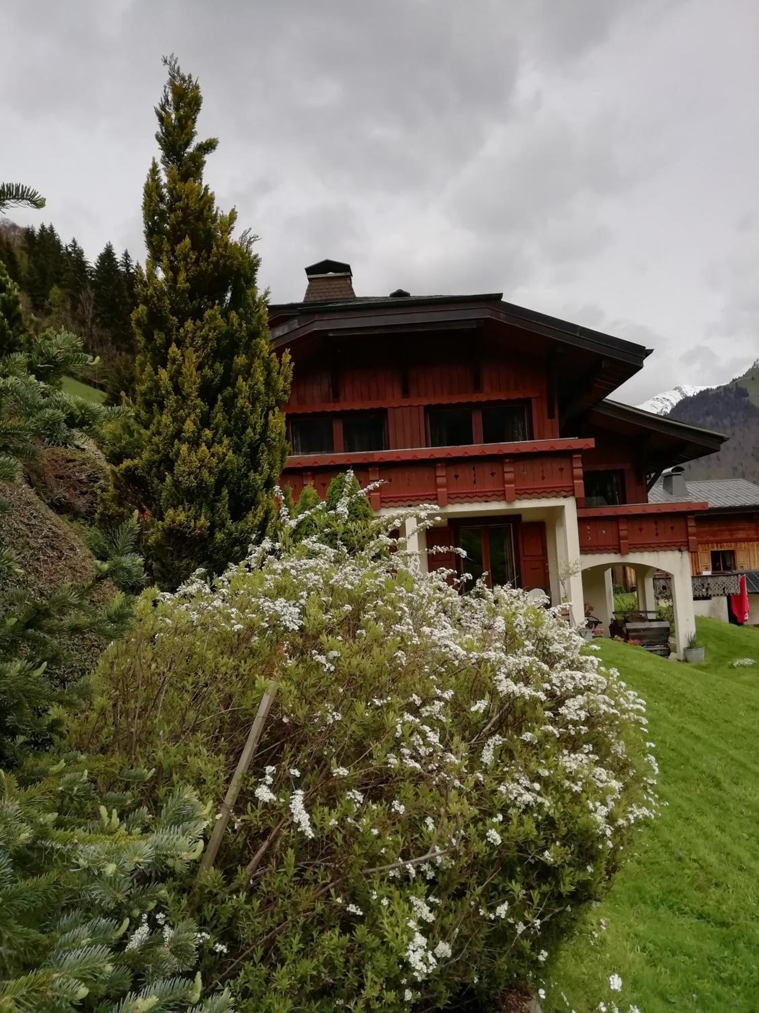 Chambres En Chalet Petit Dejeuner Inclus La Cote d'Arbroz Exterior photo